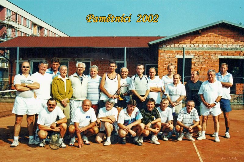 2002-Pamětníci.jpg