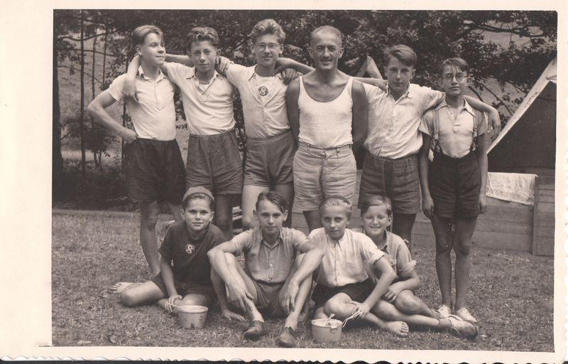 So 1947 župní tábor Zlatý potok.jpg