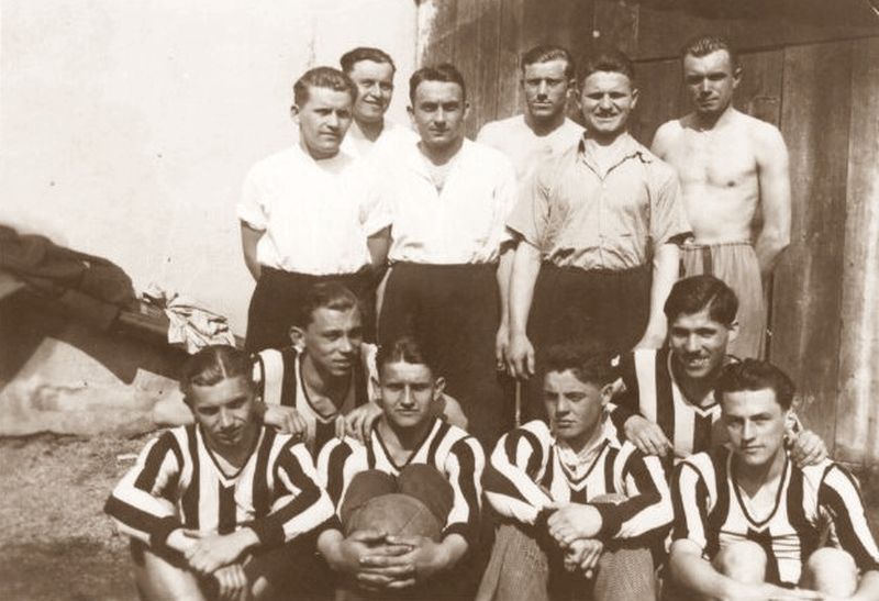 házená DTJ 1935u muži cca.jpg
