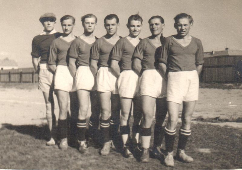 házená DTJ 1938 muži cca.jpg